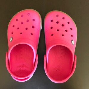 Pink crocs big kids J1
